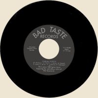 THE LAMAR HARRINGTON BAND | Paralyzed! <br> ACE OOM AND THE EONS - Oom Cocka Mau-Mau<BR> 7" Split Vinyl Single